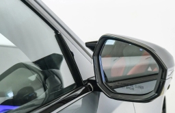BMW M5 Base (A8) Sedan 2026