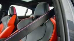 BMW M5 Base (A8) Sedan 2026