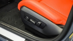 BMW M5 Base (A8) Sedan 2026
