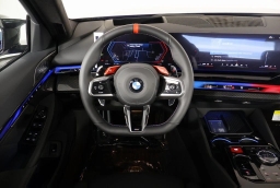 BMW M5 Base (A8) Sedan 2026