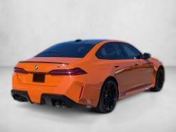 BMW M5 Base (A8) Sedan 2026