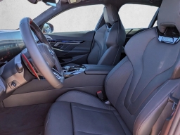 BMW M5 Base (A8) Sedan 2026