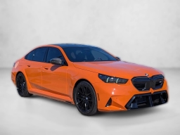 BMW M5 Base (A8) Sedan 2026