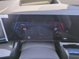 BMW M5 Base (A8) Sedan 2026