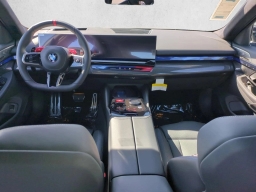 BMW M5 Base (A8) Sedan 2026