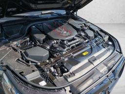 BMW M5 Base (A8) Sedan 2026