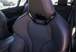 BMW M5 Base (A8) Sedan 2026