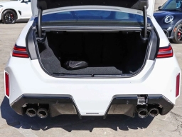 BMW M5 Base (A8) Sedan 2026