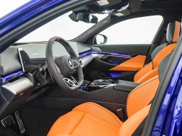 BMW M5 Base (A8) Sedan 2026