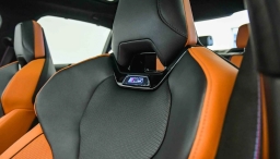 BMW M5 Base (A8) Sedan 2026