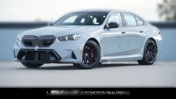 BMW M5 Base (A8) Sedan 2026