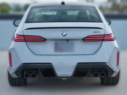BMW M5 Base (A8) Sedan 2026