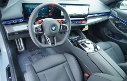 BMW M5 Base (A8) Sedan 2026