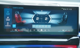 BMW M5 Base (A8) Sedan 2026