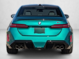 BMW M5 Base (A8) Sedan 2026