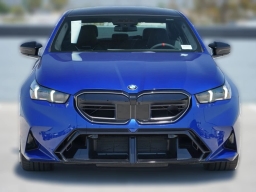 BMW M5 Base (A8) Sedan 2026