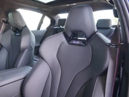 BMW M5 Base (A8) Sedan 2026