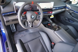 BMW M5 Base (A8) Sedan 2026