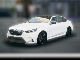 BMW M5 Base (A8) Sedan 2026