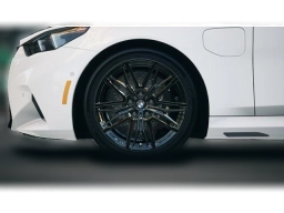 BMW M5 Base (A8) Sedan 2026