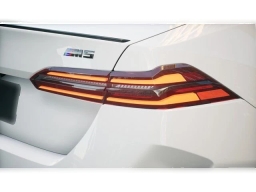 BMW M5 Base (A8) Sedan 2026