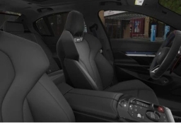 BMW M5 Base (A8) Sedan 2026