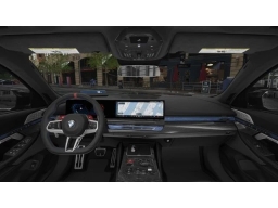 BMW M5 Base (A8) Sedan 2026