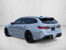 BMW M5 Base (A8) Touring 2026