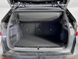 BMW X1 xDrive28i Sports Activity Vehicle 2026