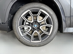 BMW X1 xDrive28i Sports Activity Vehicle 2026