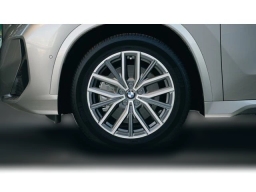 BMW X1 xDrive28i Sports Activity Vehicle 2026