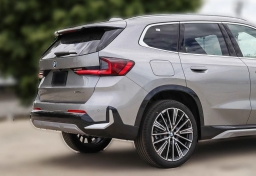 BMW X1 xDrive28i Sports Activity Vehicle 2026