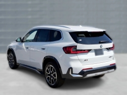 BMW X1 xDrive28i Sports Activity Vehicle 2026