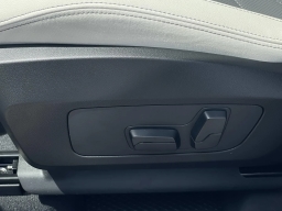 BMW X1 xDrive28i Sports Activity Vehicle 2026