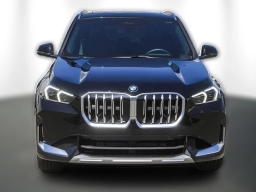 BMW X1 xDrive28i Sports Activity Vehicle 2026