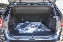 BMW X1 xDrive28i Sports Activity Vehicle 2026