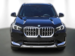 BMW X1 xDrive28i Sports Activity Vehicle 2026