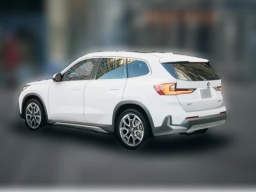 BMW X1 xDrive28i Sports Activity Vehicle 2026