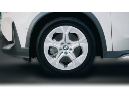 BMW X1 xDrive28i Sports Activity Vehicle 2026