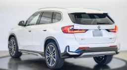 BMW X1 xDrive28i Sports Activity Vehicle 2026