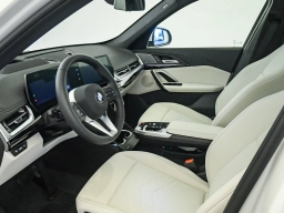 BMW X1 xDrive28i Sports Activity Vehicle 2026