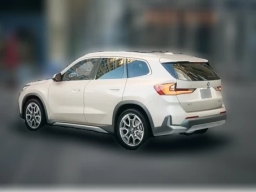 BMW X1 xDrive28i Sports Activity Vehicle 2026