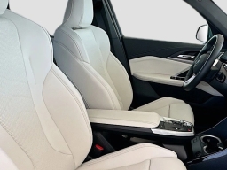 BMW X1 xDrive28i Sports Activity Vehicle 2026