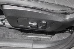 BMW X1 xDrive28i Sports Activity Vehicle 2026