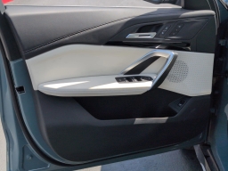 BMW X1 xDrive28i Sports Activity Vehicle 2026