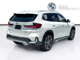 BMW X1 xDrive28i Sports Activity Vehicle 2026