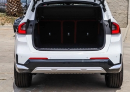 BMW X1 xDrive28i Sports Activity Vehicle 2026