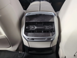 BMW i7 eDrive50 Sedan 2025