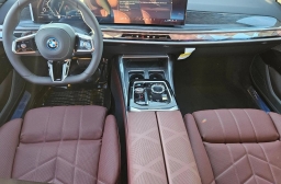 BMW i7 xDrive60 Sedan 2025