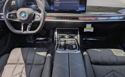 BMW i7 xDrive60 Sedan 2025
